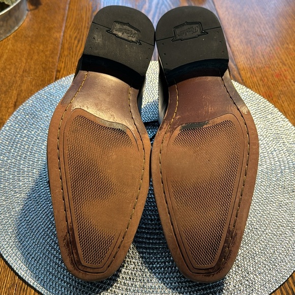 FLORSHEIM Francisco Black Leather Cap-Toe Oxfords - Picture 7 of 7